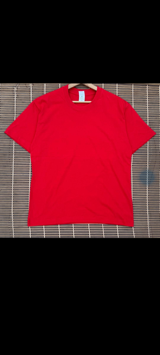 T-shirt rouge classique