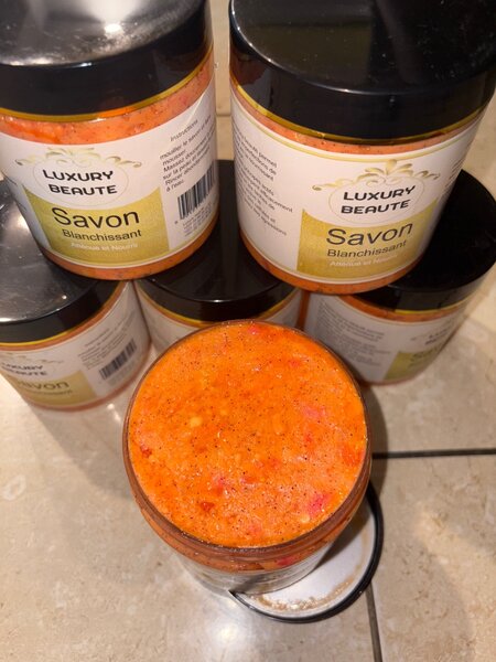 Savon Blanchissant Luxueux