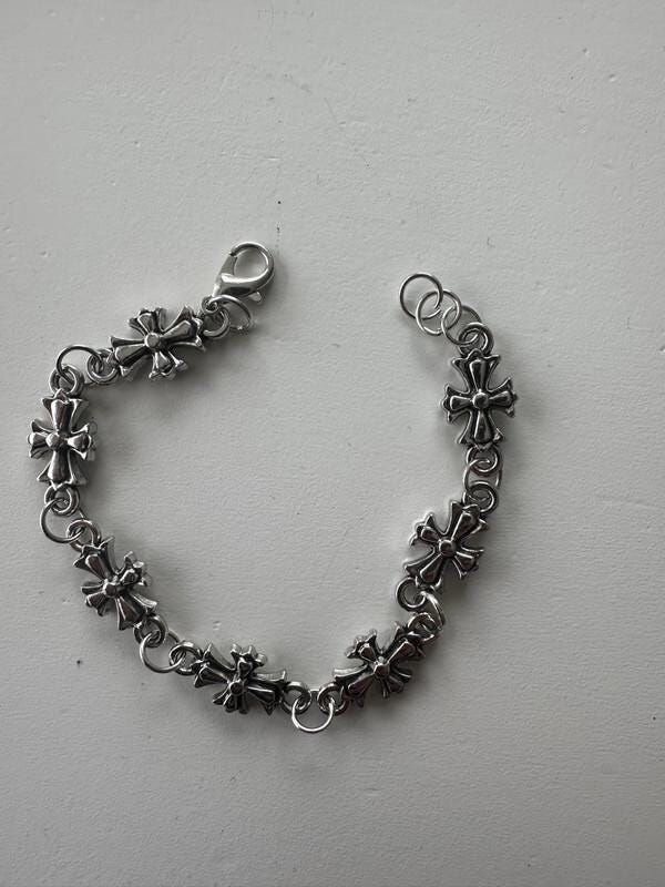 Bracelet motif croix argent