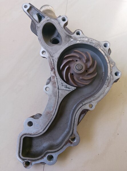 WATER PUMP JEEP