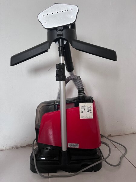 Steam iron