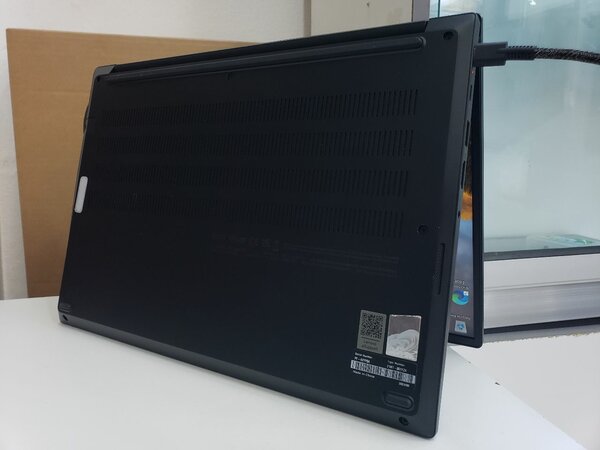 ASUS ZENBOOK UX