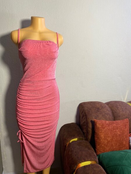 Robe rose