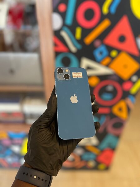 iPhone 13 128GB