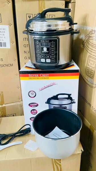 Pressure cooker