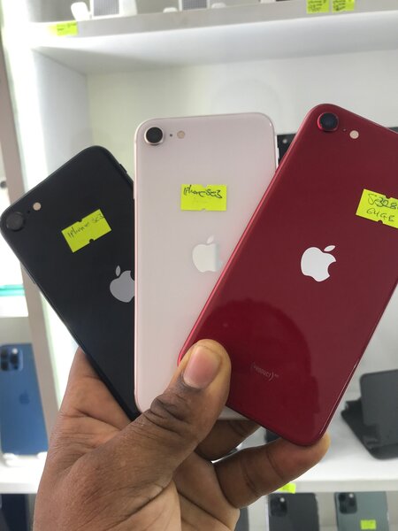 iPhone Se 3
