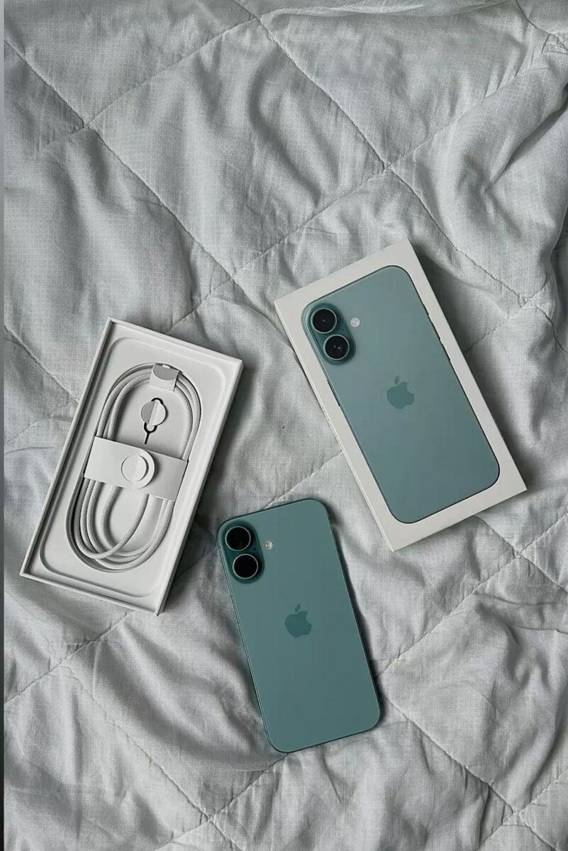 iPhone 16