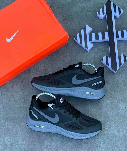 NIKE RUNNING