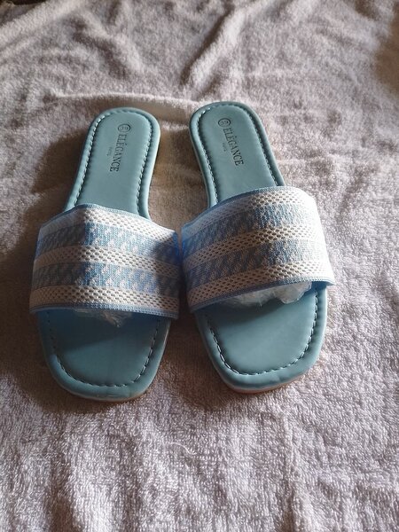 Sandales de plage modernes