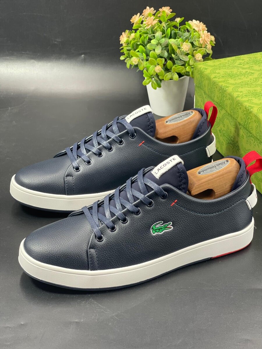 LACOSTE CLASSIC SNEAKER