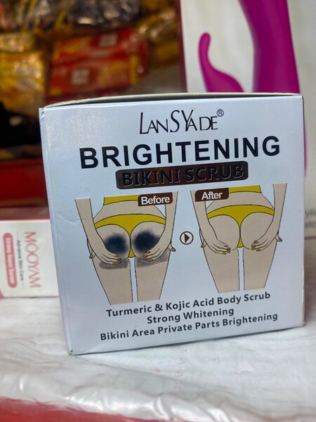 Bikini scrub