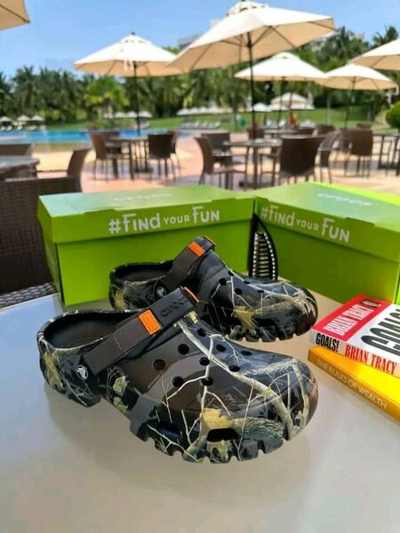 Crocs