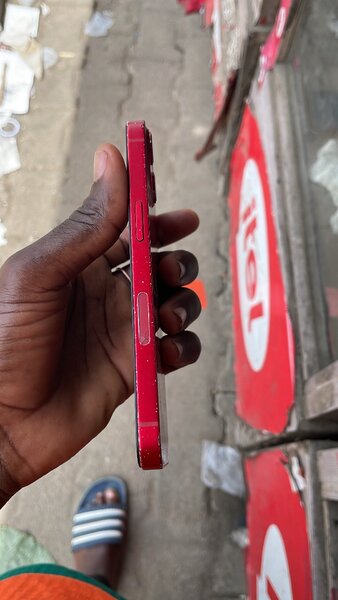 iPhone 13