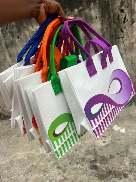 SAC FEUTRE