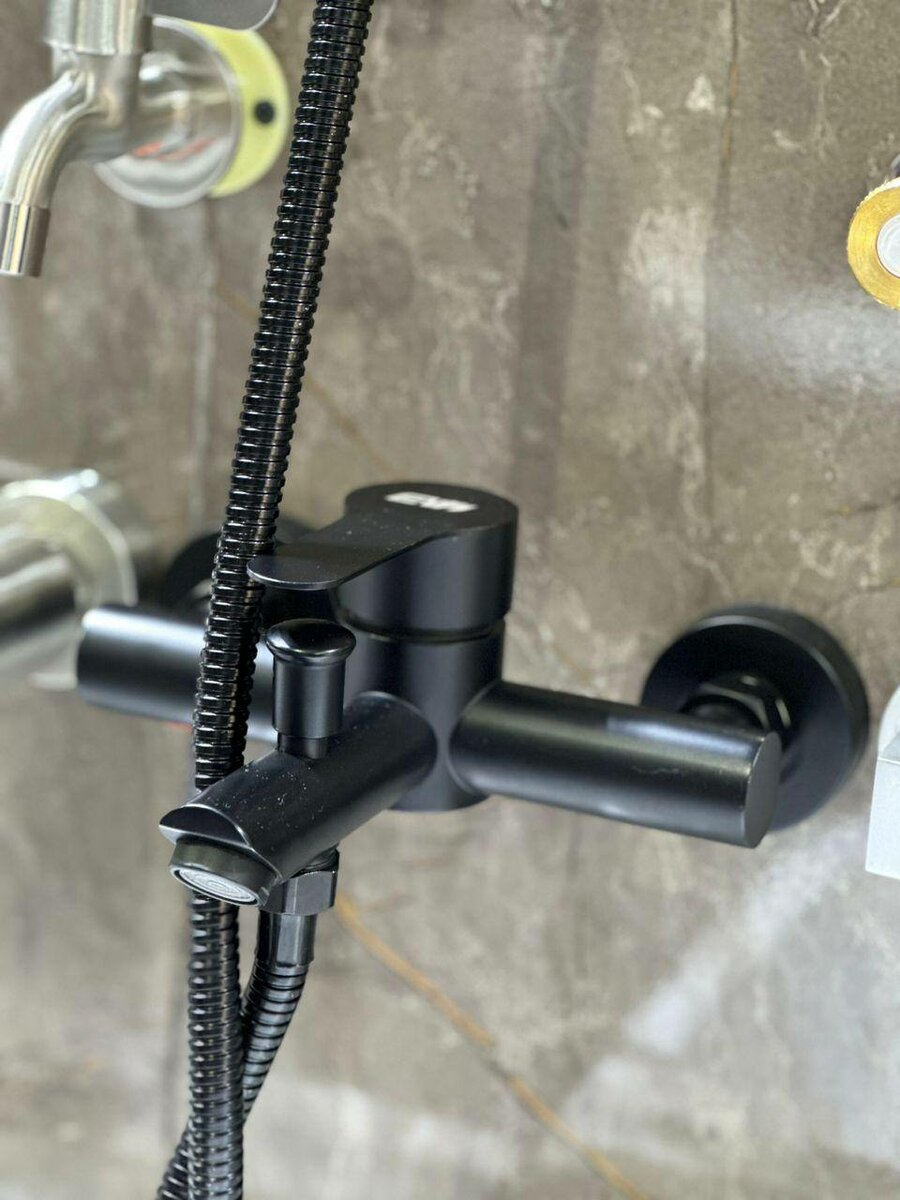 Black Telephone  shower
