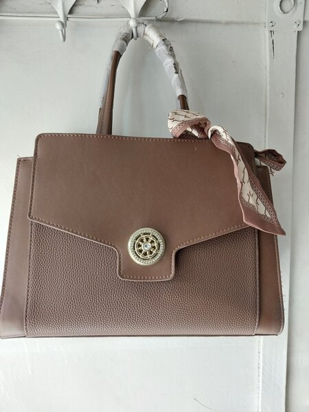 Handheld bag