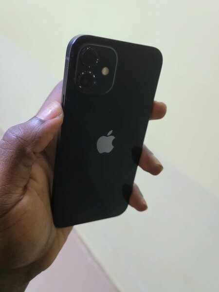iPhone 12 Noir 128 Go