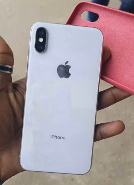 iPhone X 64GB Blanc Débloqué