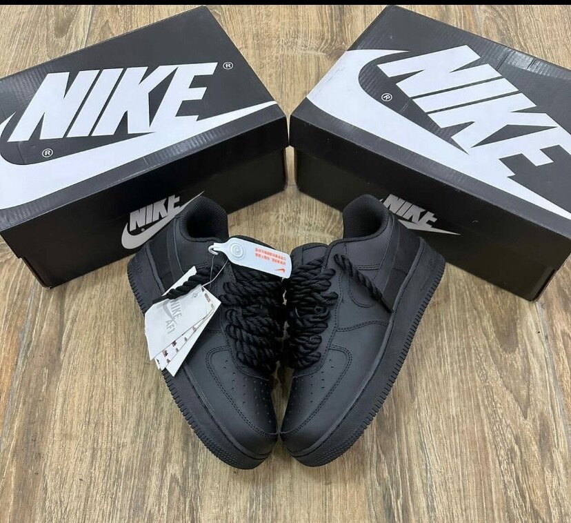 Air force noir gros lacet