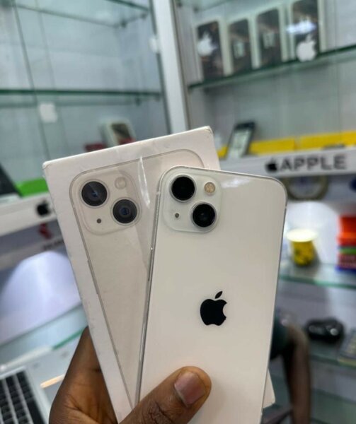 iPhone 13