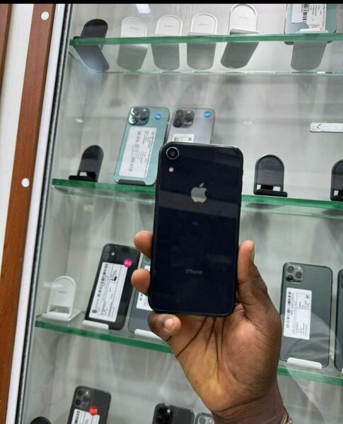 iPhone XR Noir Débloqué