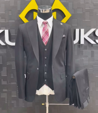 Suit
