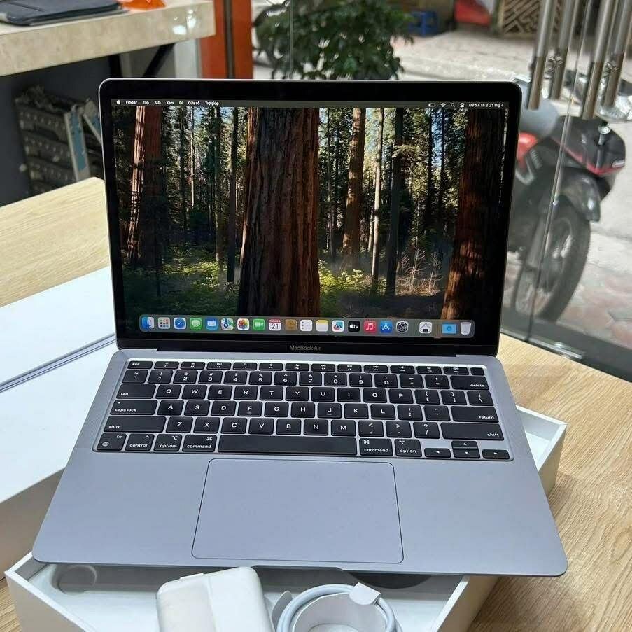 Apple MacBook Air 13" 2020