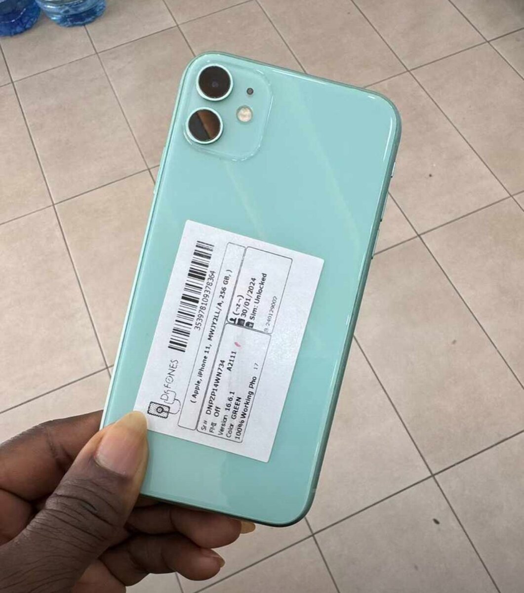 iPhone 11