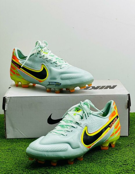 Nike boots