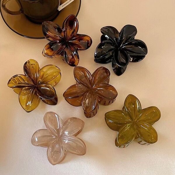 Claw clips