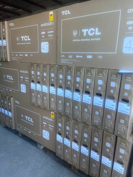 TCL 43 INCHES SMART ANDROID DIGITAL SATELLITE TELEVISIONS