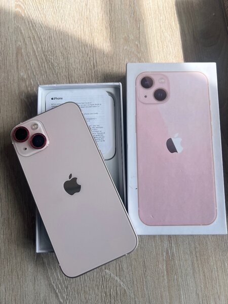 iPhone 13