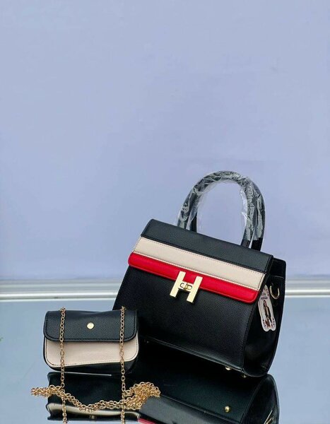 Ladies hand bag