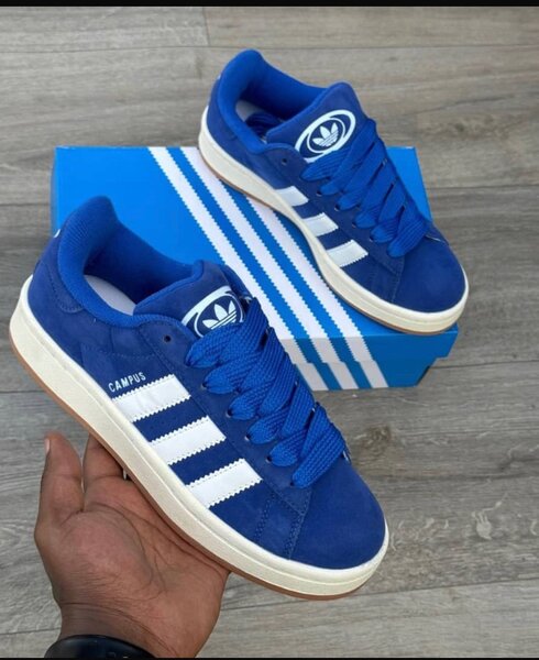Adidas campus