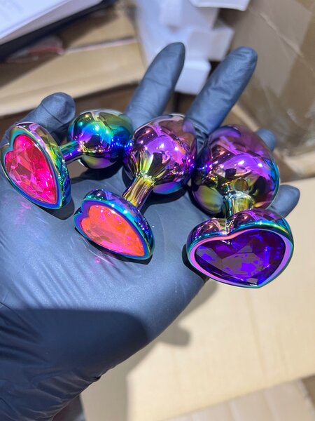 Plug anal en acier arc-en-ciel