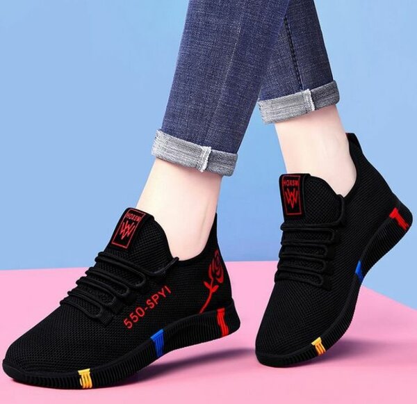 Ladies sneakers