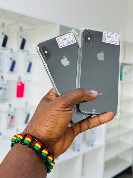 Pre-owned iPhone x