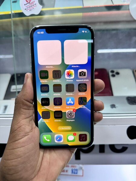 iPhone X