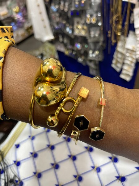 Bracelet