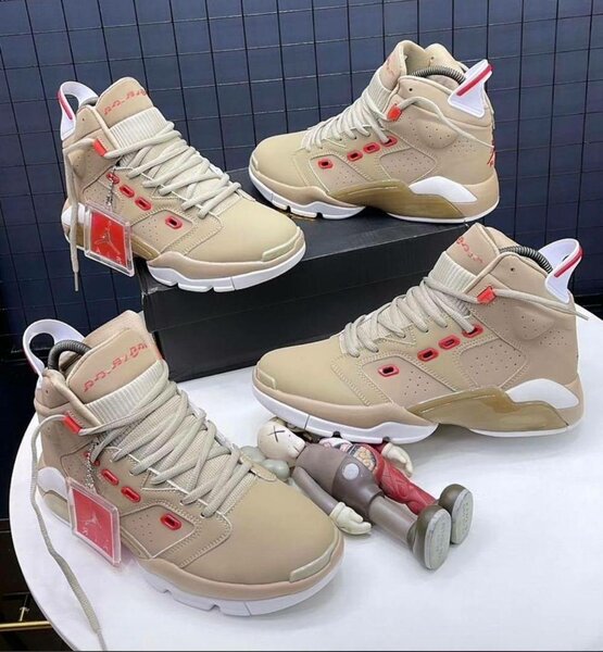 AIR JORDAN SNEAKER