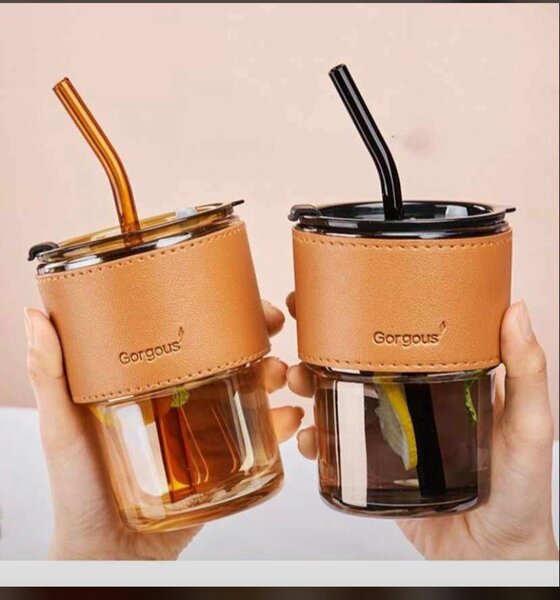 Glass cup