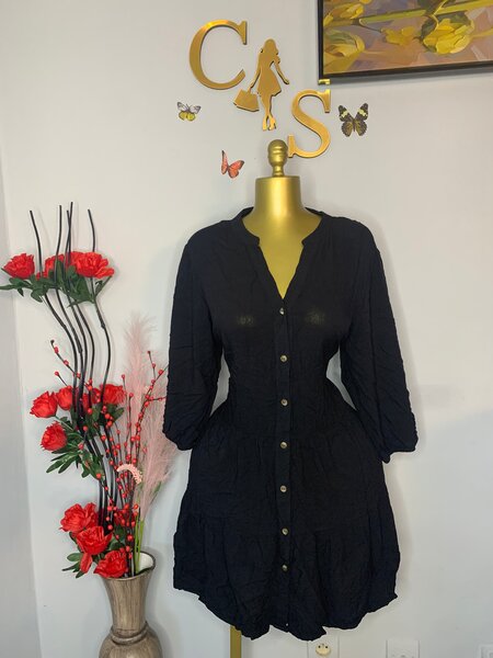 Robe chemise noire élégante
