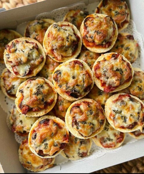Box de Nini pizza et pastel