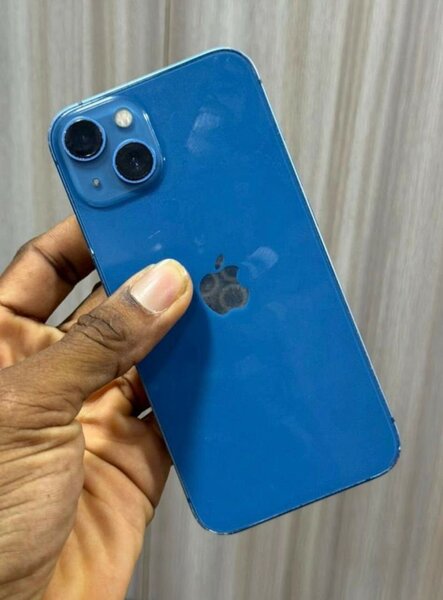 iPhone 13 Bleu Éclatant sansID
