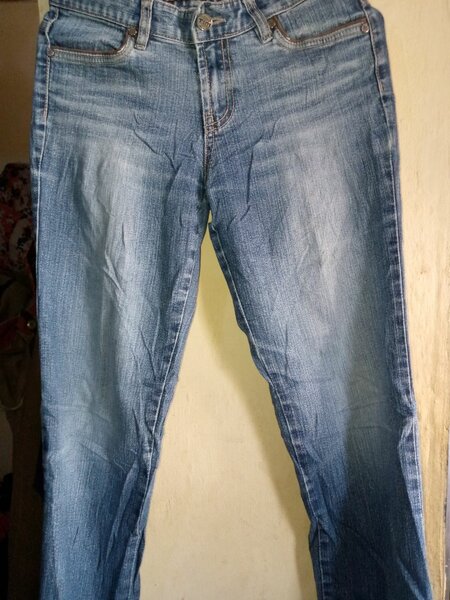 Ladies Thrift Jeans-Waist size 29