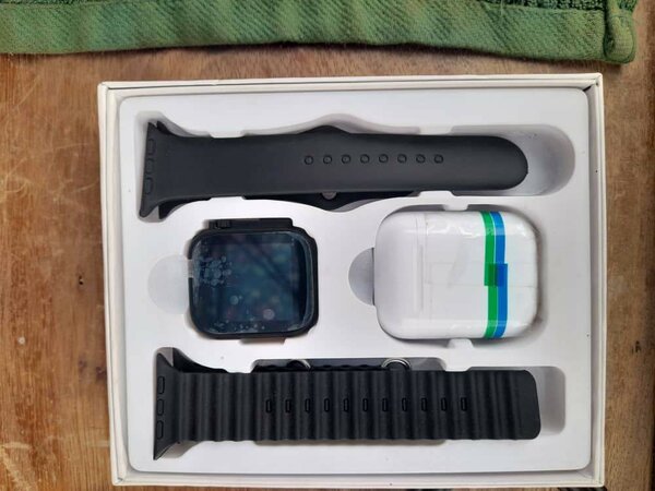 Montre connectée avec airpod