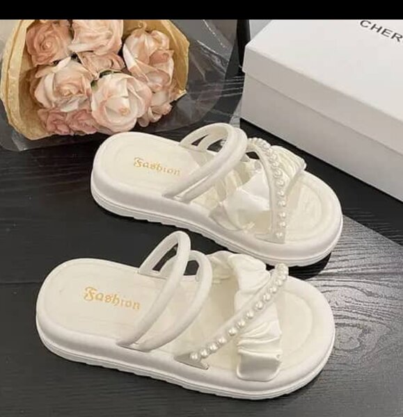 Sandales blanches pour femmes
