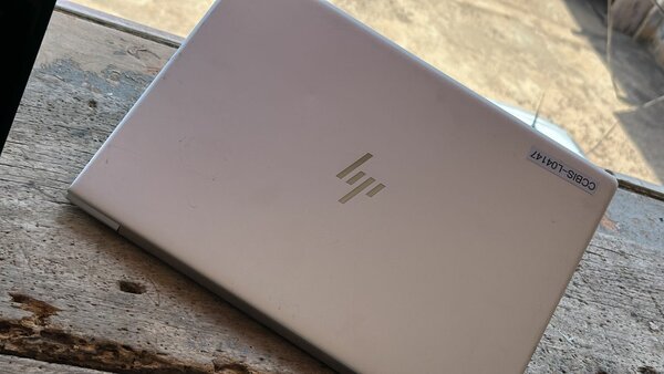 HP LAPTOP ELITBOOK