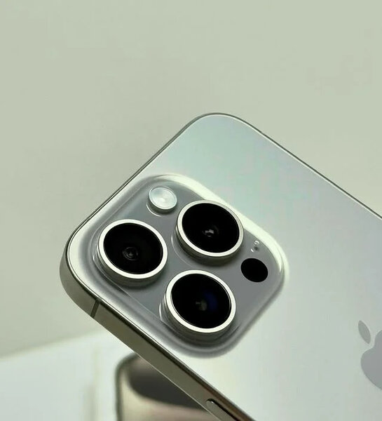 iPhone 13 Pro