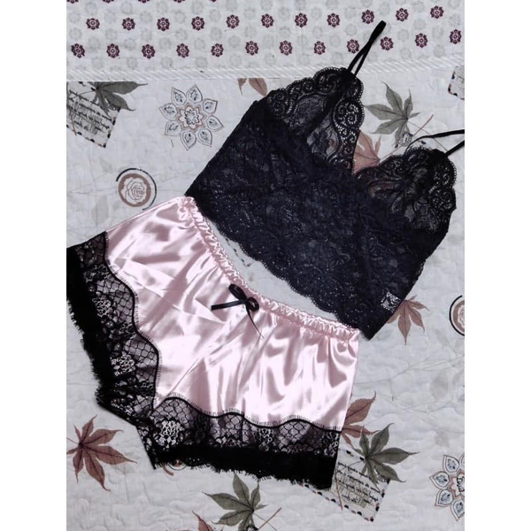 Set of underwear